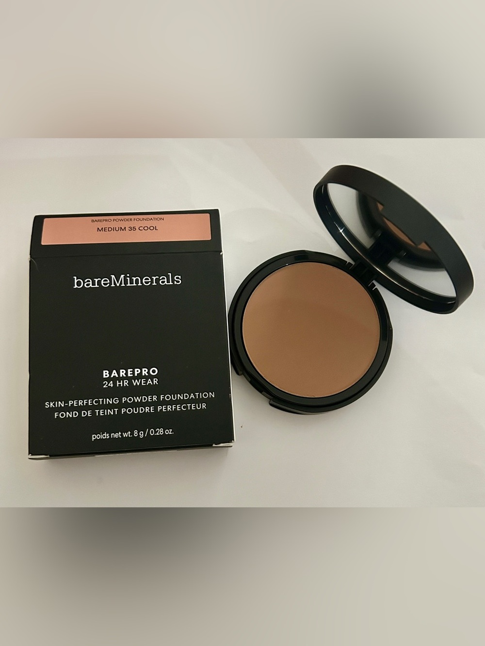 bareMinerals Pressed Powder BarePro 24 hour Foundation Compact - Medium 35 Cool